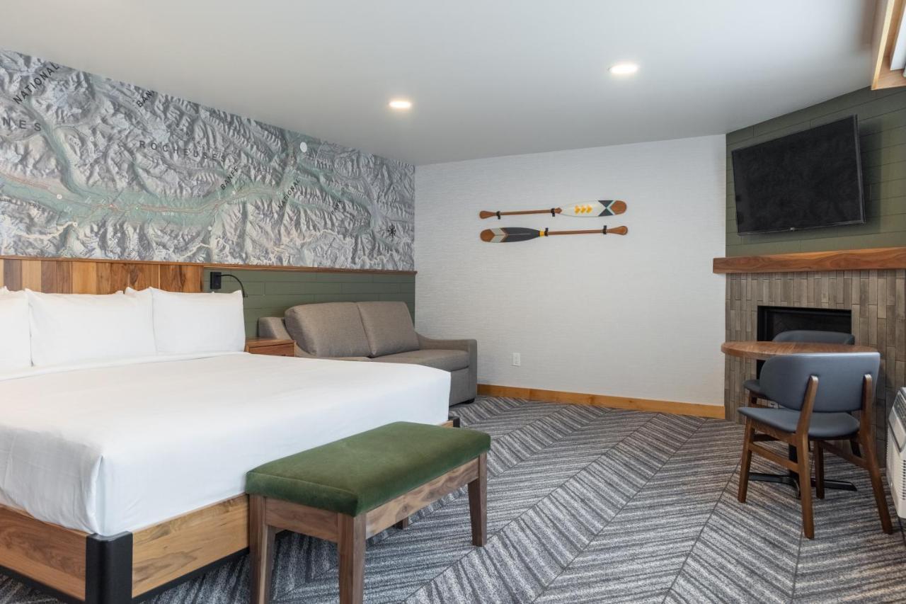 Hotel Canoe And Suites Banff Eksteriør bilde