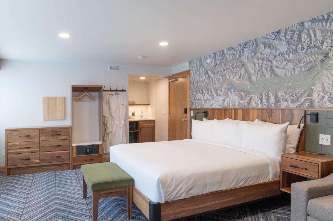 Hotel Canoe And Suites Banff Eksteriør bilde