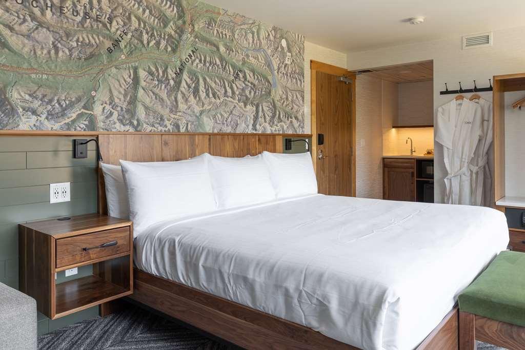 Hotel Canoe And Suites Banff Rom bilde