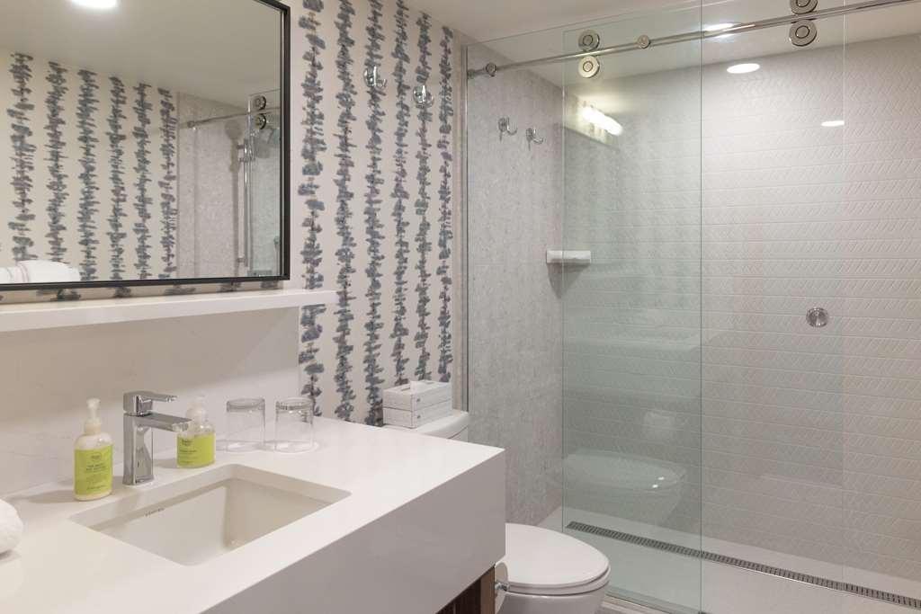 Hotel Canoe And Suites Banff Rom bilde