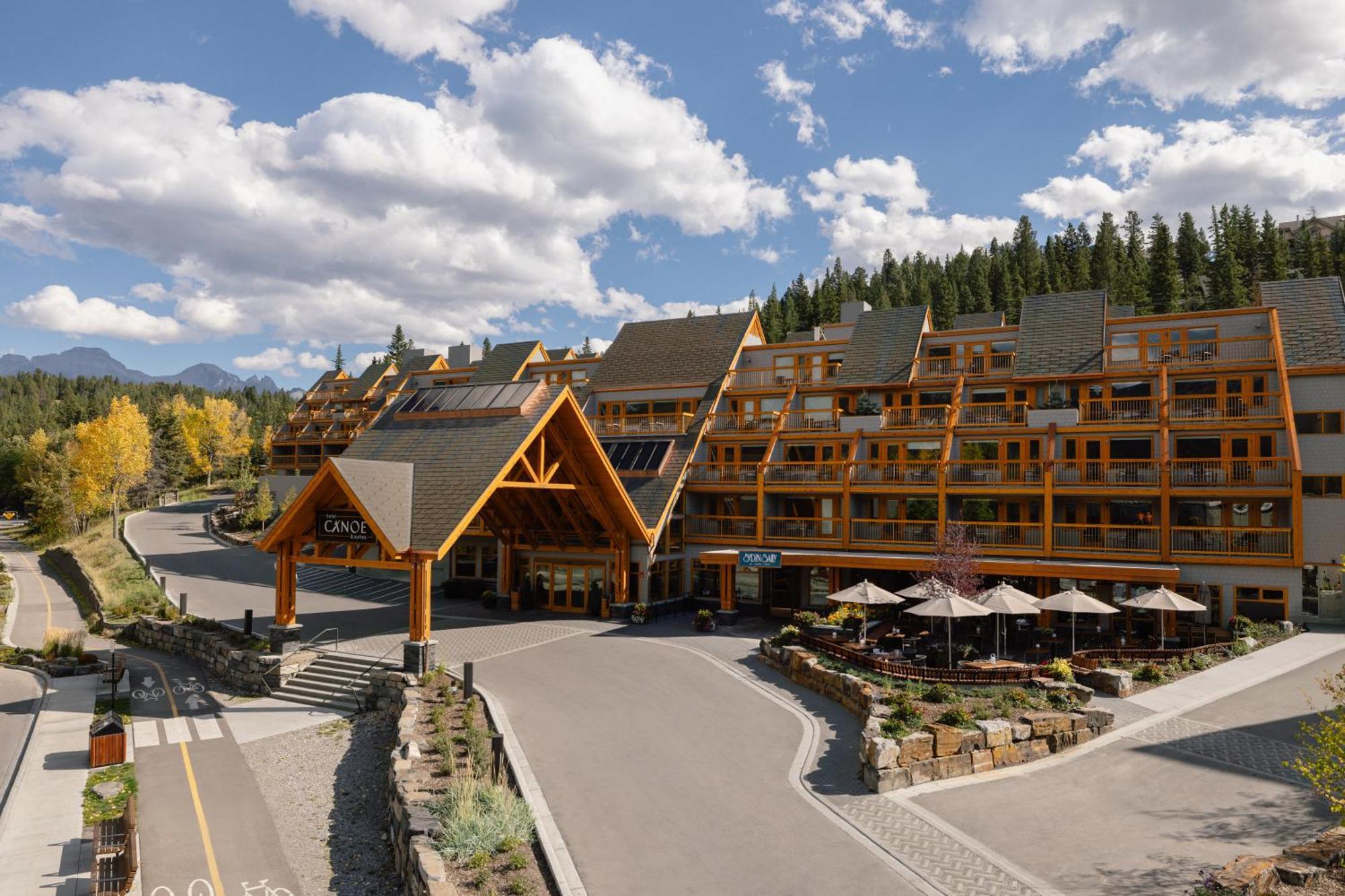 Hotel Canoe And Suites Banff Eksteriør bilde