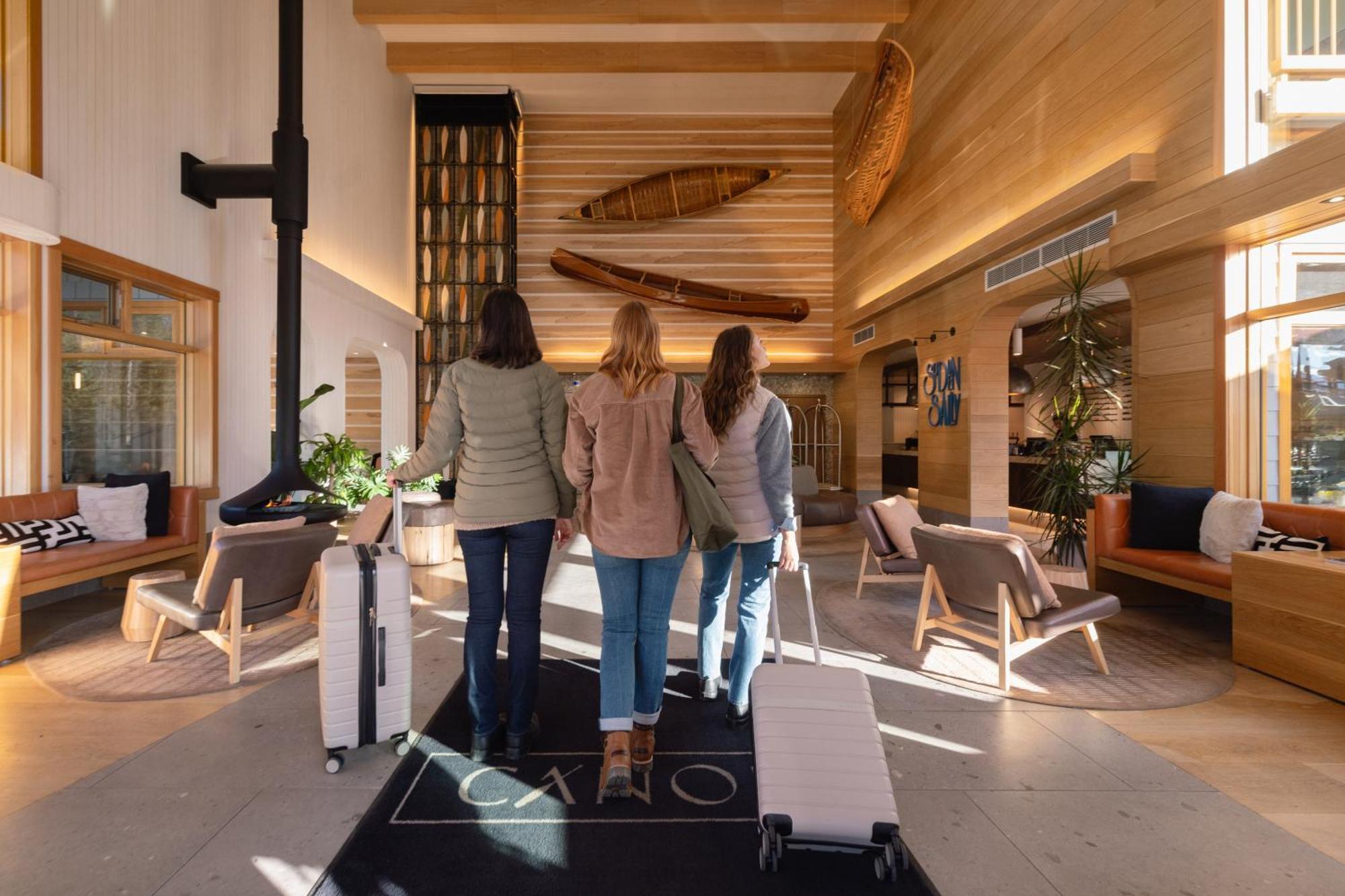 Hotel Canoe And Suites Banff Eksteriør bilde